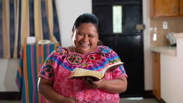 Guatemalan town celebrates as Bible arrives in native tongue