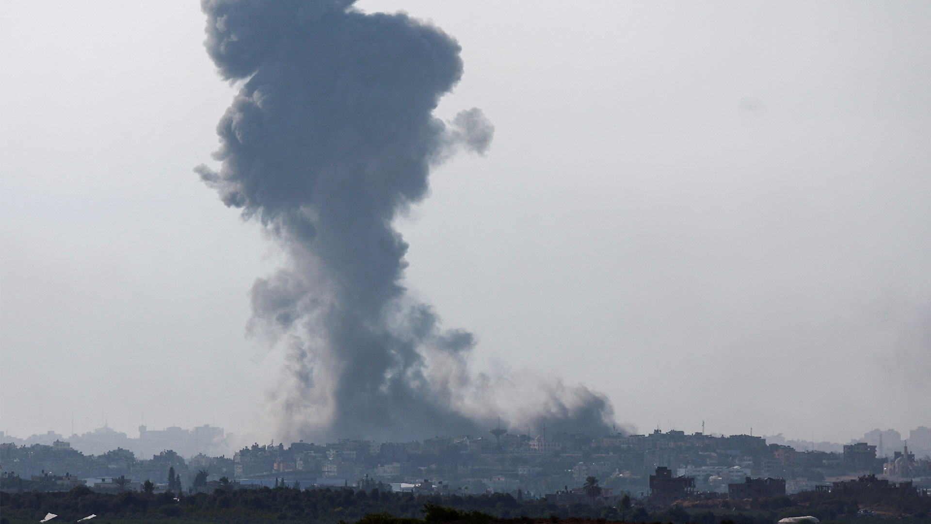 Air attacks hit Bible Society offices in Israel and Gaza 